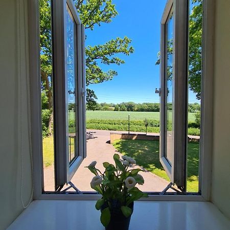 Beautiful Country Apartment, Rated Exceptional Coventry Kültér fotó
