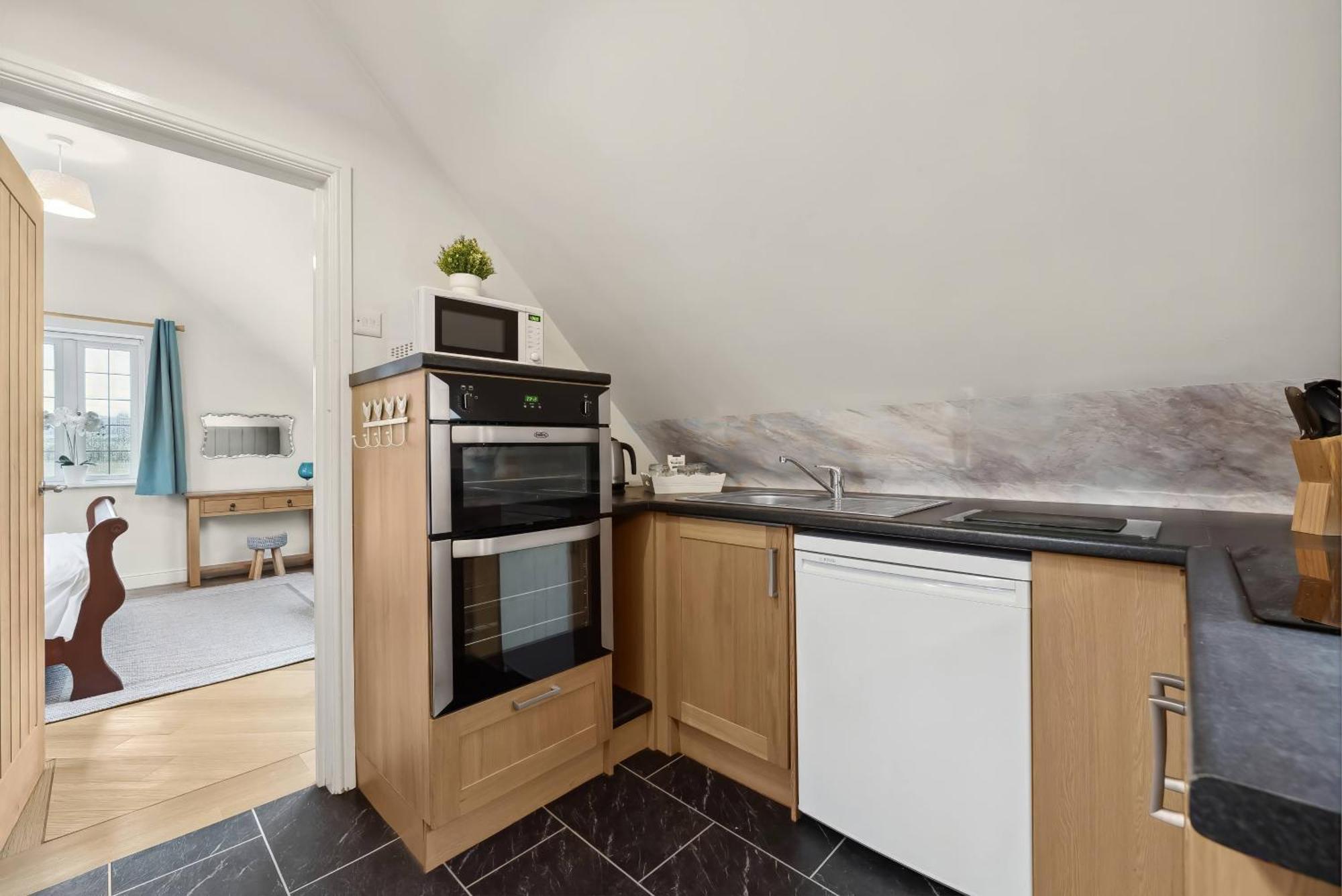 Beautiful Country Apartment, Rated Exceptional Coventry Kültér fotó